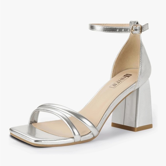 Elegant Silver Block Heel Sandals - Picture 1 of 16